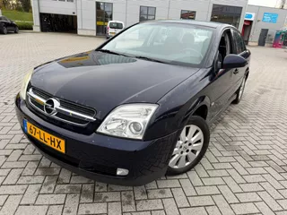 Opel Vectra 1.8-16V Elegance Navigator NAP TREKHAAK NIEUWE APK
