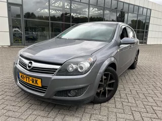 Opel Astra 1.4 Executive SPORT CLIMA AIRCO NAVI LEER APK NAP